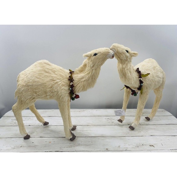 Trademark Exclusive Large Pair Decorative Nativity Standing Lamas/Camels 15x17" - Picture 3 of 12